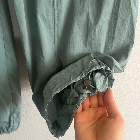 Te Verde women’s wide leg pants
Parachute pants - Picture 2 of 5